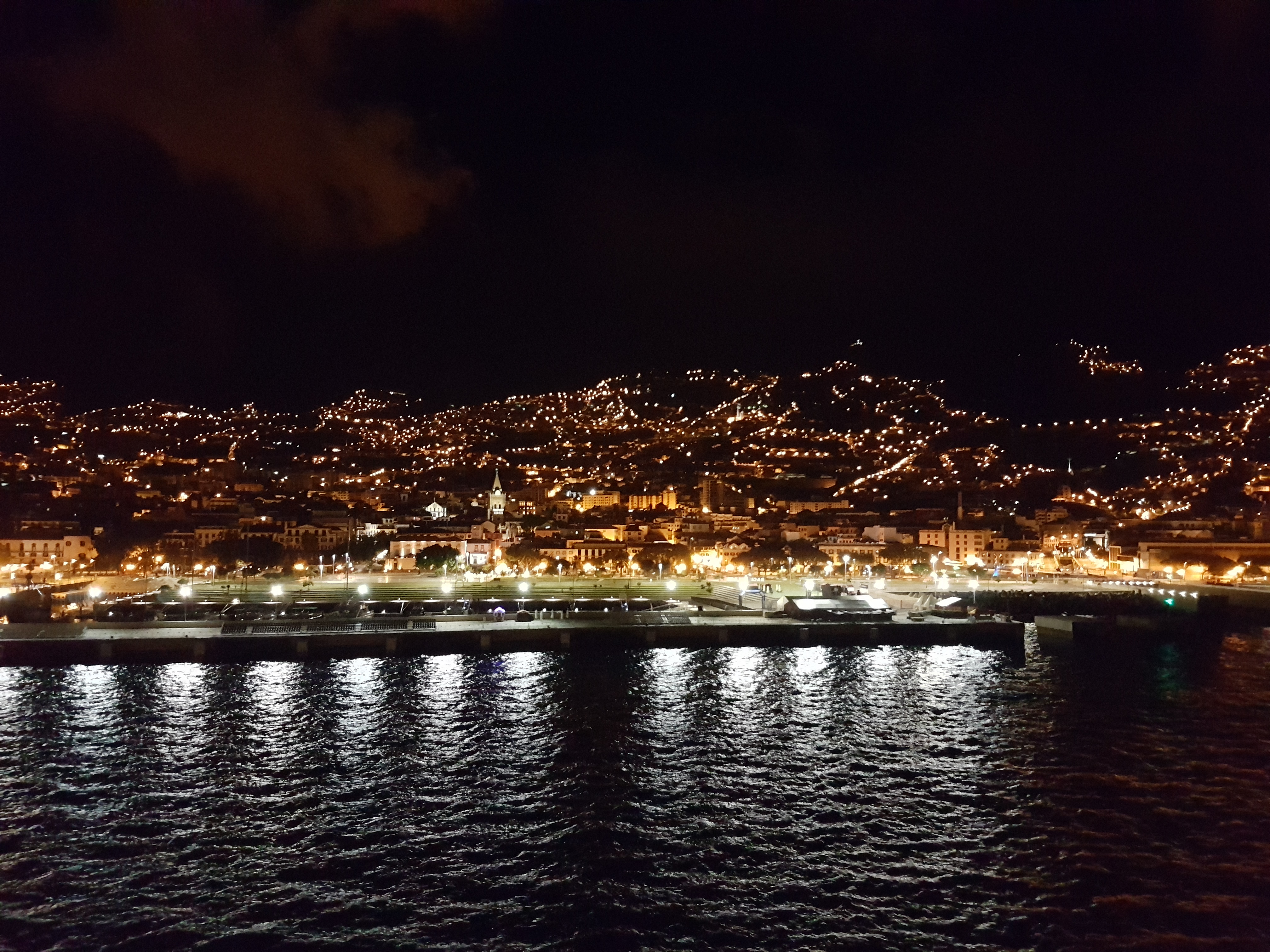 Aida Kreuzfahrt Kanaren und Madeira - Madeira - Einlaufen