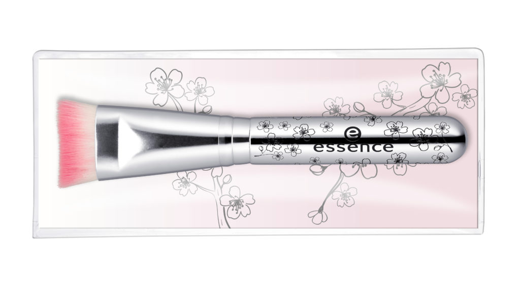 essence trend edition „blossom dreams“ - highlighter & blush brush